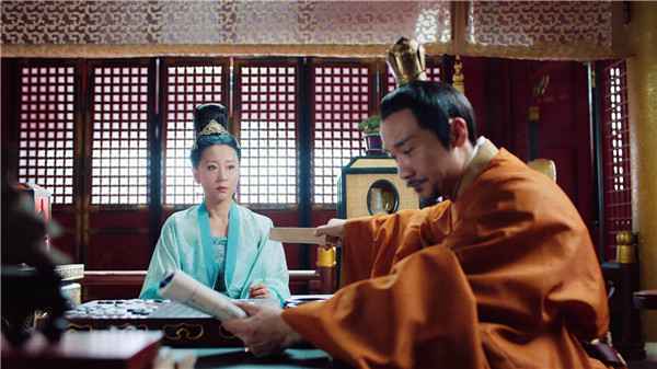  苗圃一展贵妃华美 恩宠背后冷暖自知