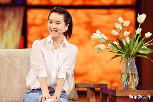 44岁左小青官宣离婚，10年婚姻路走到尽头，登《姐姐》舞台再次乘风破浪