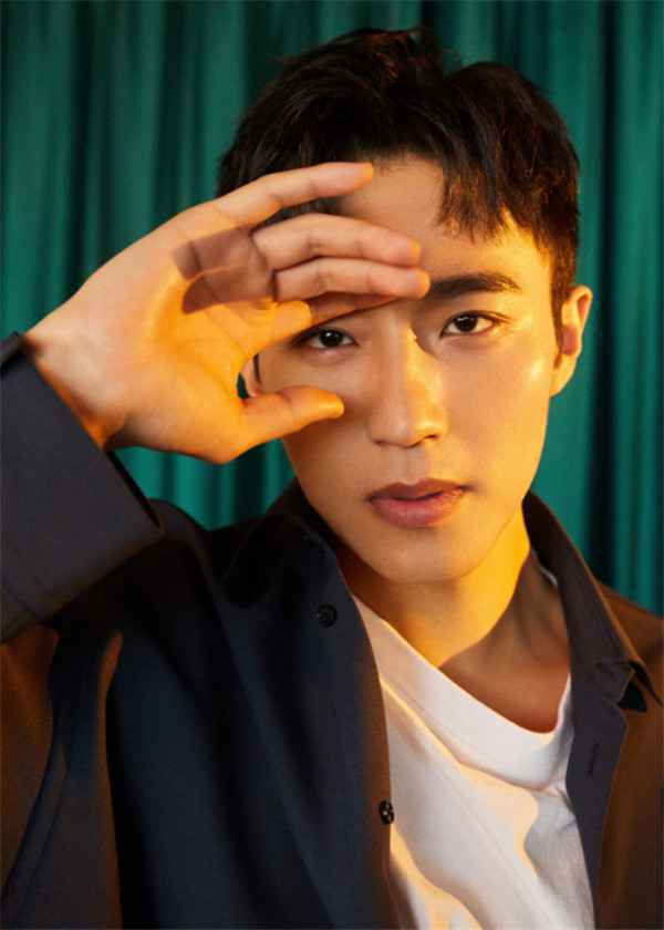 王森《两只老虎》呆萌粤语逗笑众人