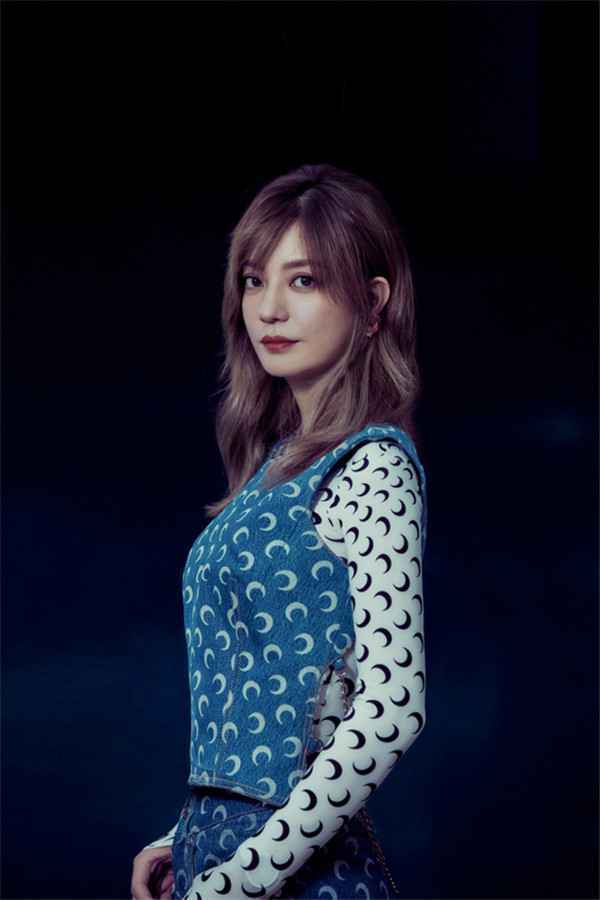  赵薇新作《秘方》演绎荒诞喜剧