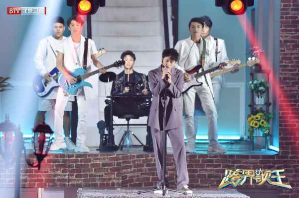《跨界歌王》秦俊杰“叛逆”表演