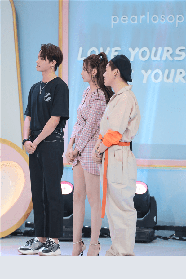  《变身总动员》许凯成“霸气男友”