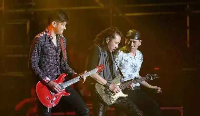  赵传：知道我名字的杭州人你们好不好