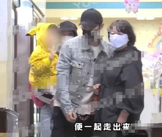黄晓明Baby带儿子就医